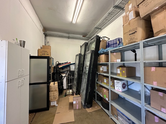 To Let commercial Property for Rent in Maitland Western Cape